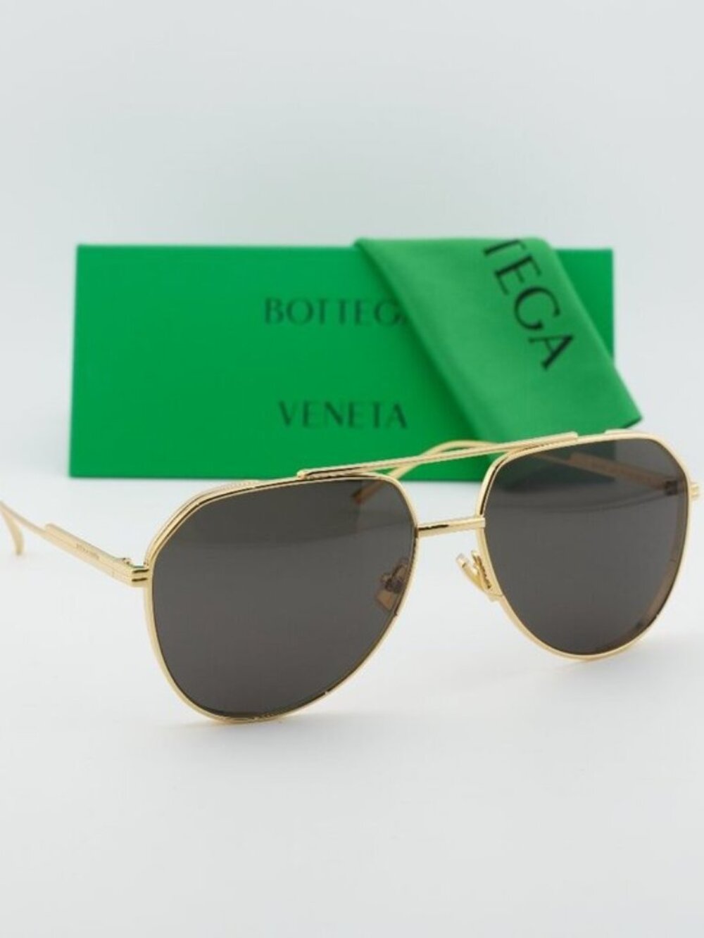 Bottega Veneta BV1465S 001 Aviator Sunglasses - Gold / Grey